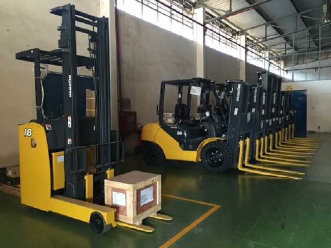Xe nâng điện đứng lái Komatsu Xe nâng điện đứng lái Komatsu