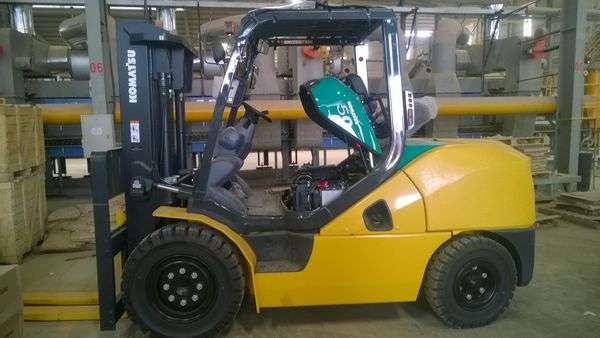 Xe nâng Komatsu 5 tấn Xe nâng Komatsu 5 tấn