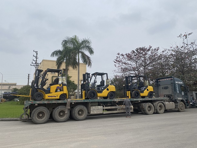Xe Nâng Komatsu 3.5 Tấn Xe Nâng Komatsu 3.5 Tấn
